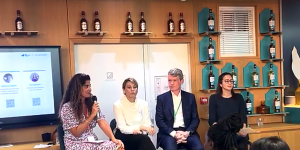 evenements de vie des collaborateurs table ronde proche aidance avec stéphane Dupriet Mathilde le Coz Eve Gutierrez Jamila Lahmar